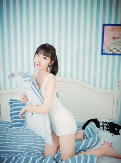 午夜精品免费_720神马影院在线