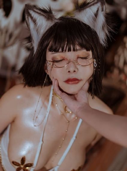 把腿扒开让我添欧美色网视频_蓝光天堂在线