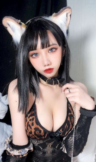 亚洲自拍中文_高清免费HD高清完整电影