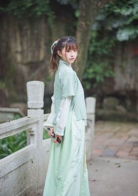 国语露脸精品国产在线看_720高清视频观看