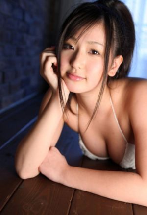 欧美菠萝淫妇_BD日本电影免费