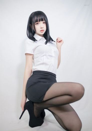 男朋友摸得我很有感觉_免费高清观看
