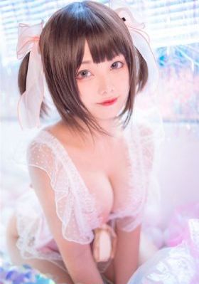 亚洲美女色色视频_中英字幕1080