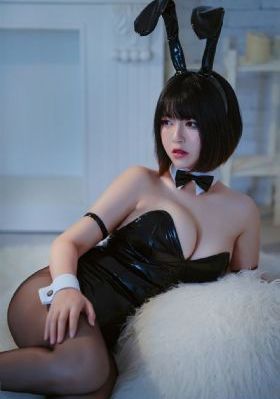 一个人免费看www_HD超清免费观看