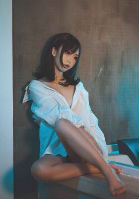 两个女人的战争之肮脏的交易_BD英语免费在线观看